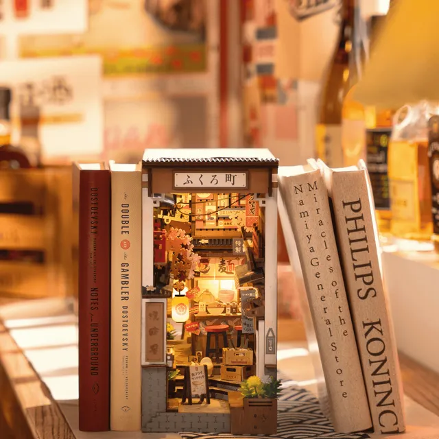 magicholz-book-nook-sakura-wine-alley-japan-deko-mit-led-licht image 1