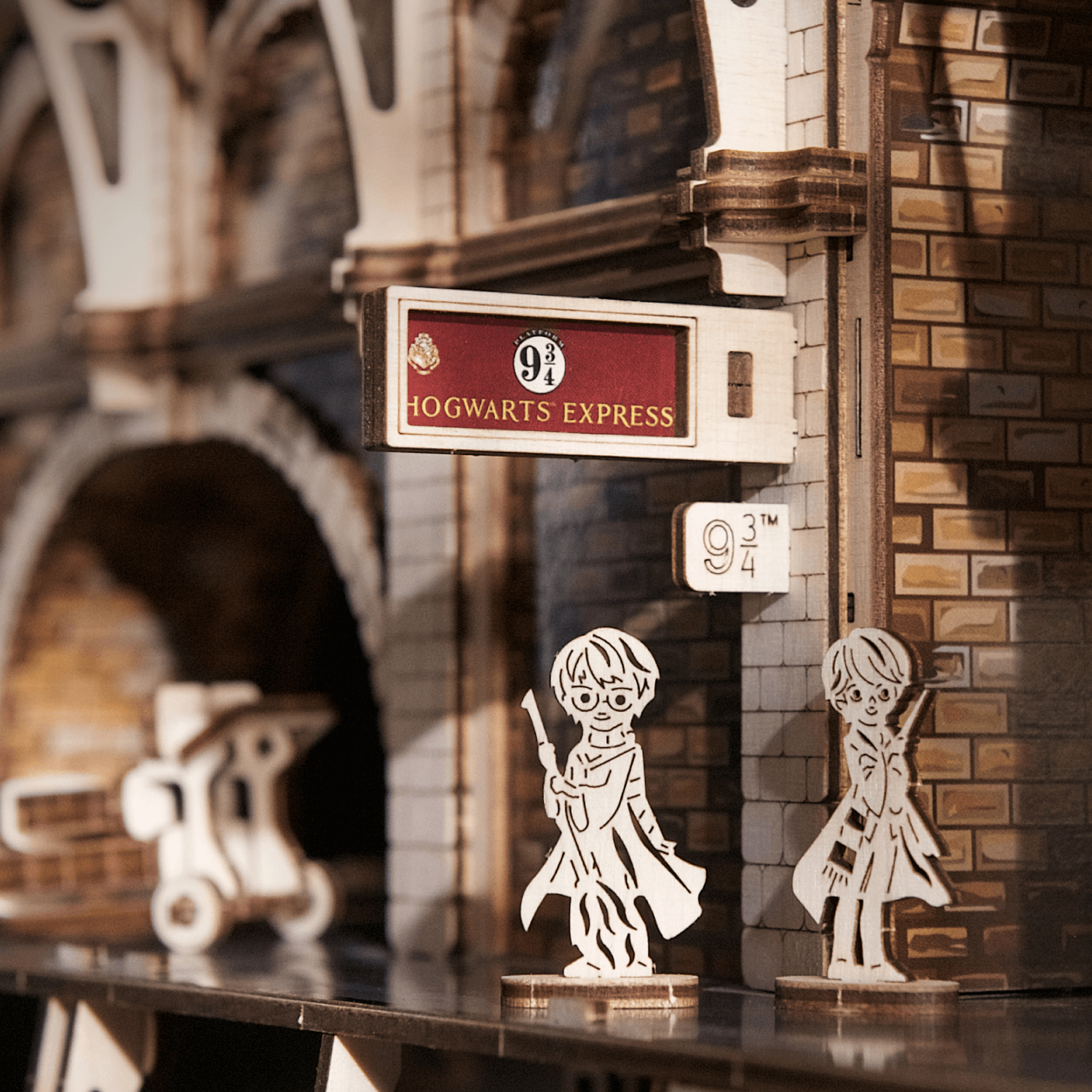 magicholz-mechanischer-bausatz-hogwarts-express-journey-holzmodell-starter-kit image 8