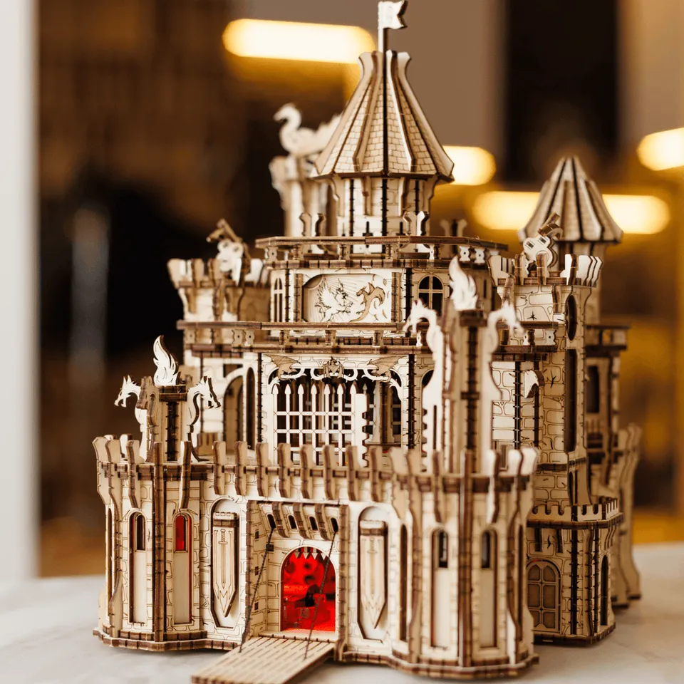 magicholz-dragon-castle-holzmodell-burg-led-978-teile image 1