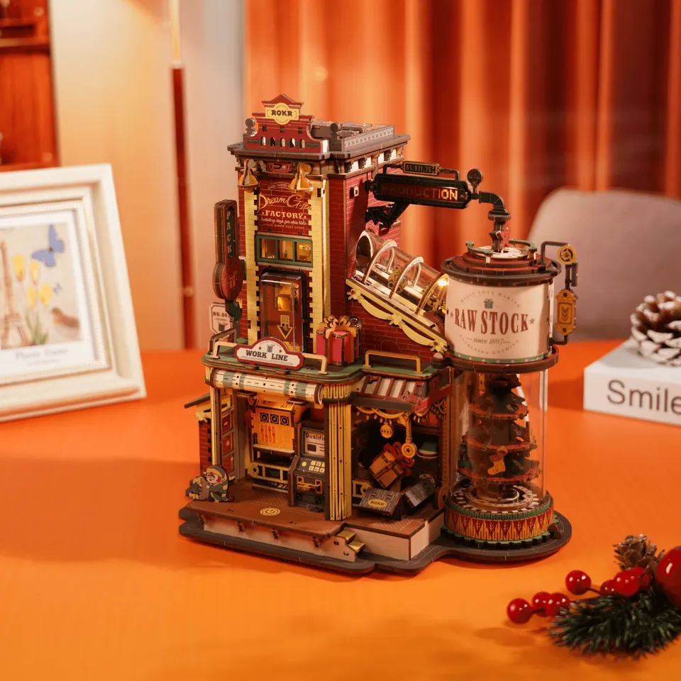 magicholz-miniaturhaus-dream-gift-factory-weihnachten-mit-licht image 1