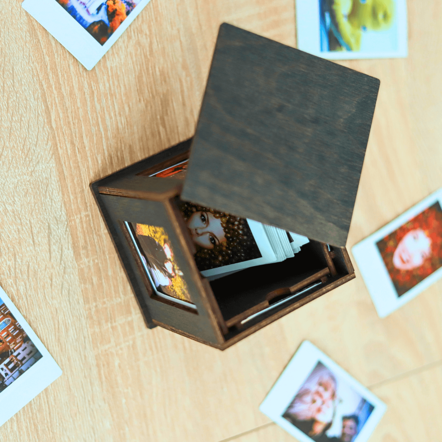 magicholz-foto-box-instax-mini-holzbox-f-r-100-bilder image 8