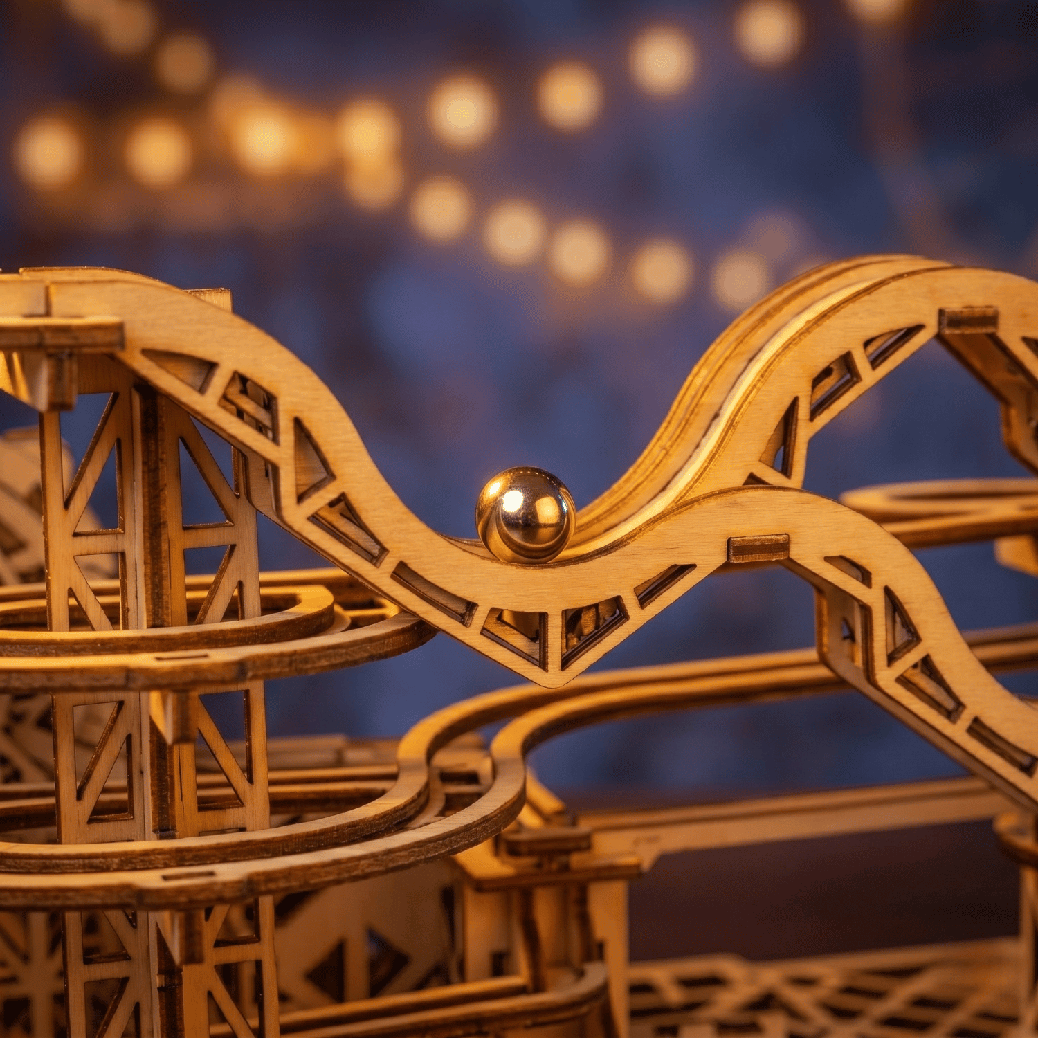 magicholz-mechanischer-bausatz-cyclone-marble-run-kugelbahn-294-teile image 2