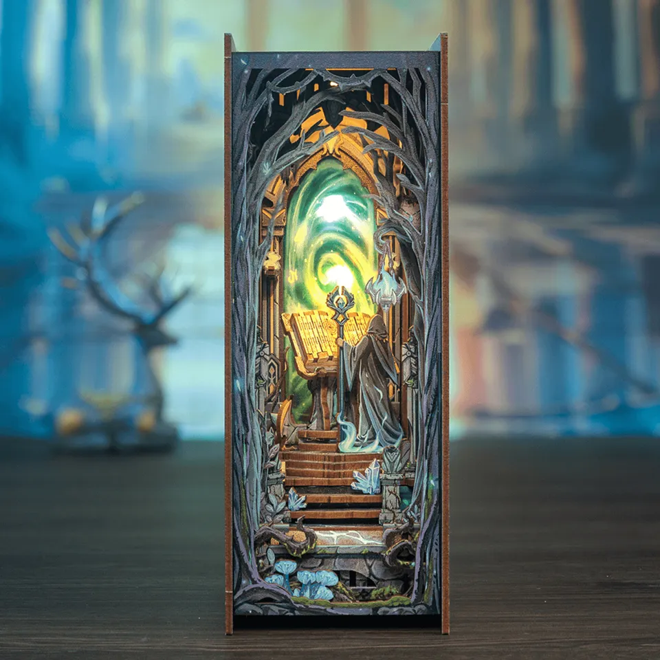 magicholz-book-nook-the-gate-of-wonderland-deko-mit-led-licht image 1