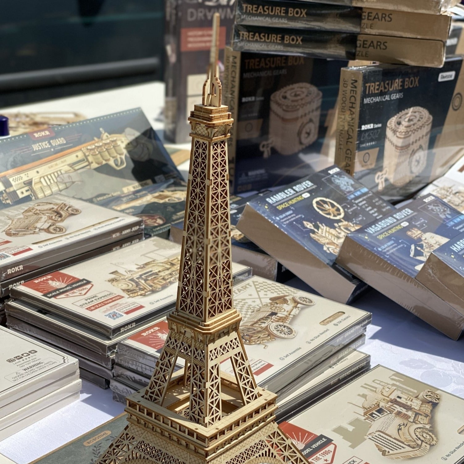 magicholz-3d-puzzle-eiffelturm-paris-modell-farblos image 3