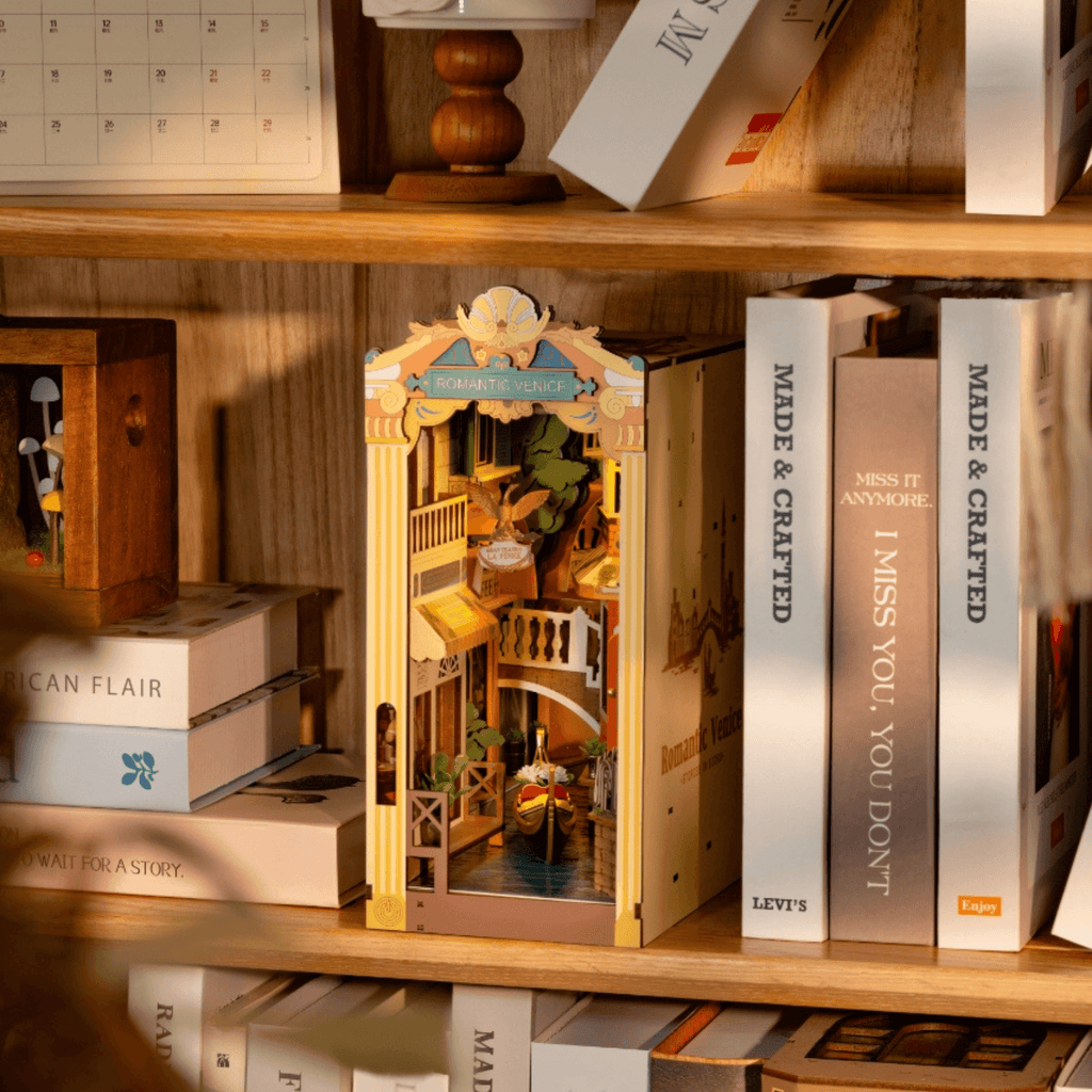 magicholz-miniaturhaus-romantisches-venedig-diorama-rolife-110-teile image 1