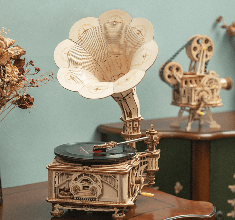 magicholz-mechanischer-bausatz-retro-grammophon-holzpuzzle-mit-kurbel image 1
