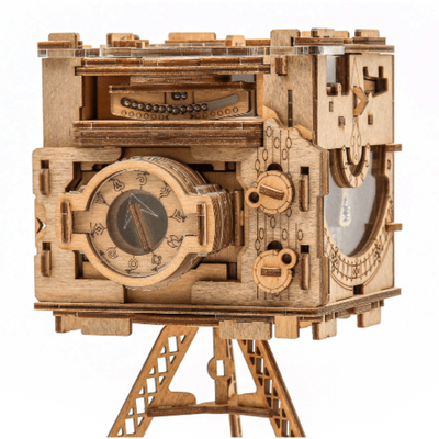 magicholz-r-tselbox-cluebox-sherlock-s-camera-escape-box-holz image 2