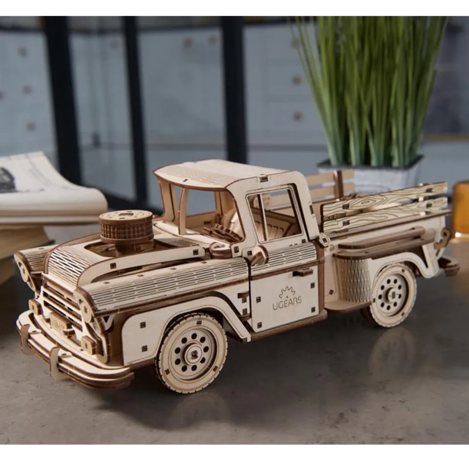 magicholz-mechanischer-bausatz-pickup-lumberjack-holztruck image 1