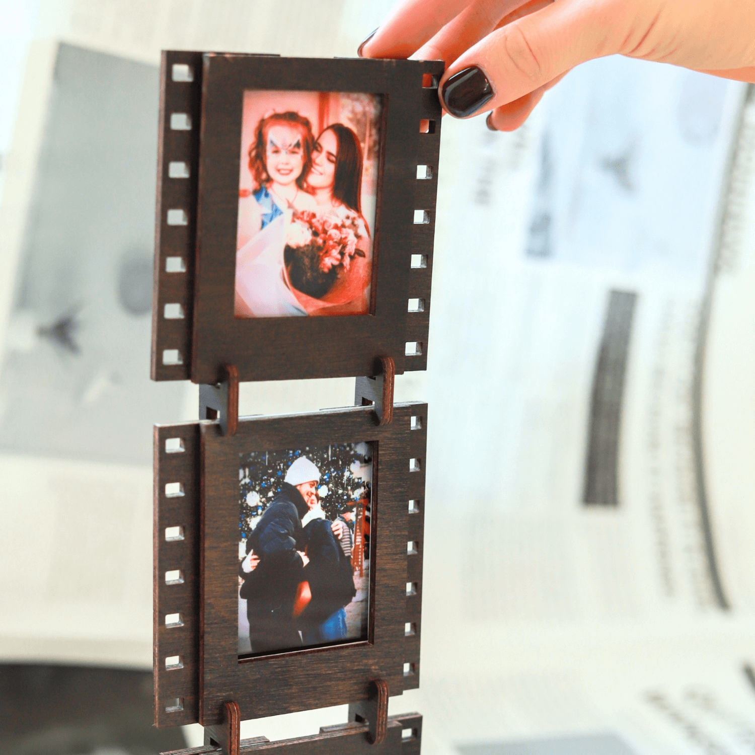 magicholz-zubeh-r-fotorahmen-instax-mini-dunkles-holz-3er-set image 1