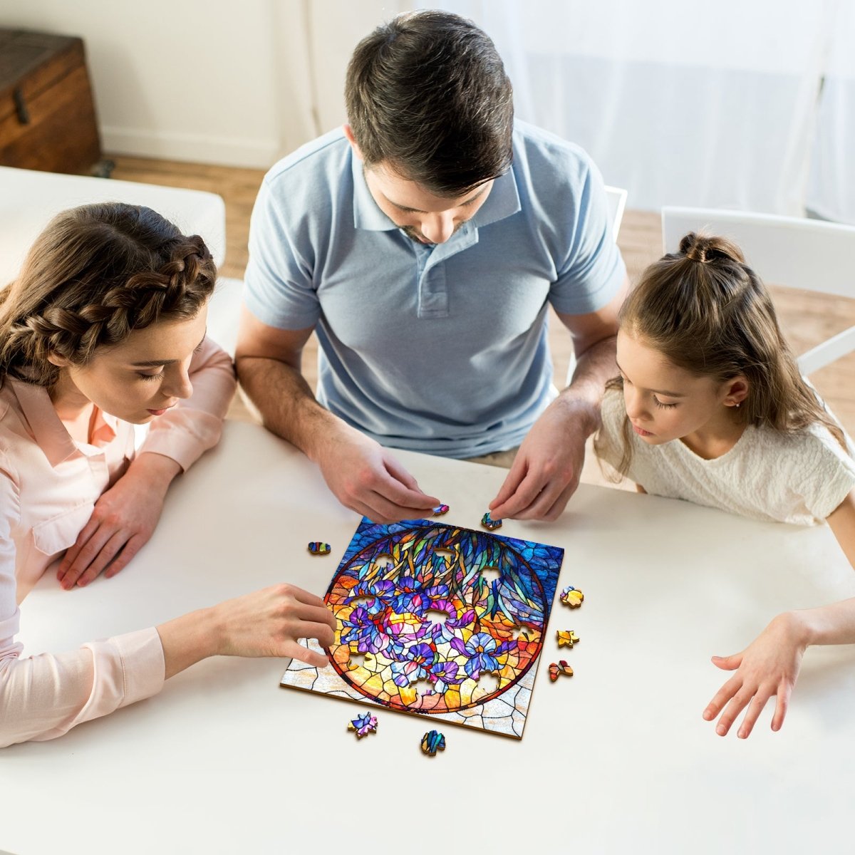 kaayee-iris-holzpuzzle-medium-glasmalerei-lila-bl-ten image 6