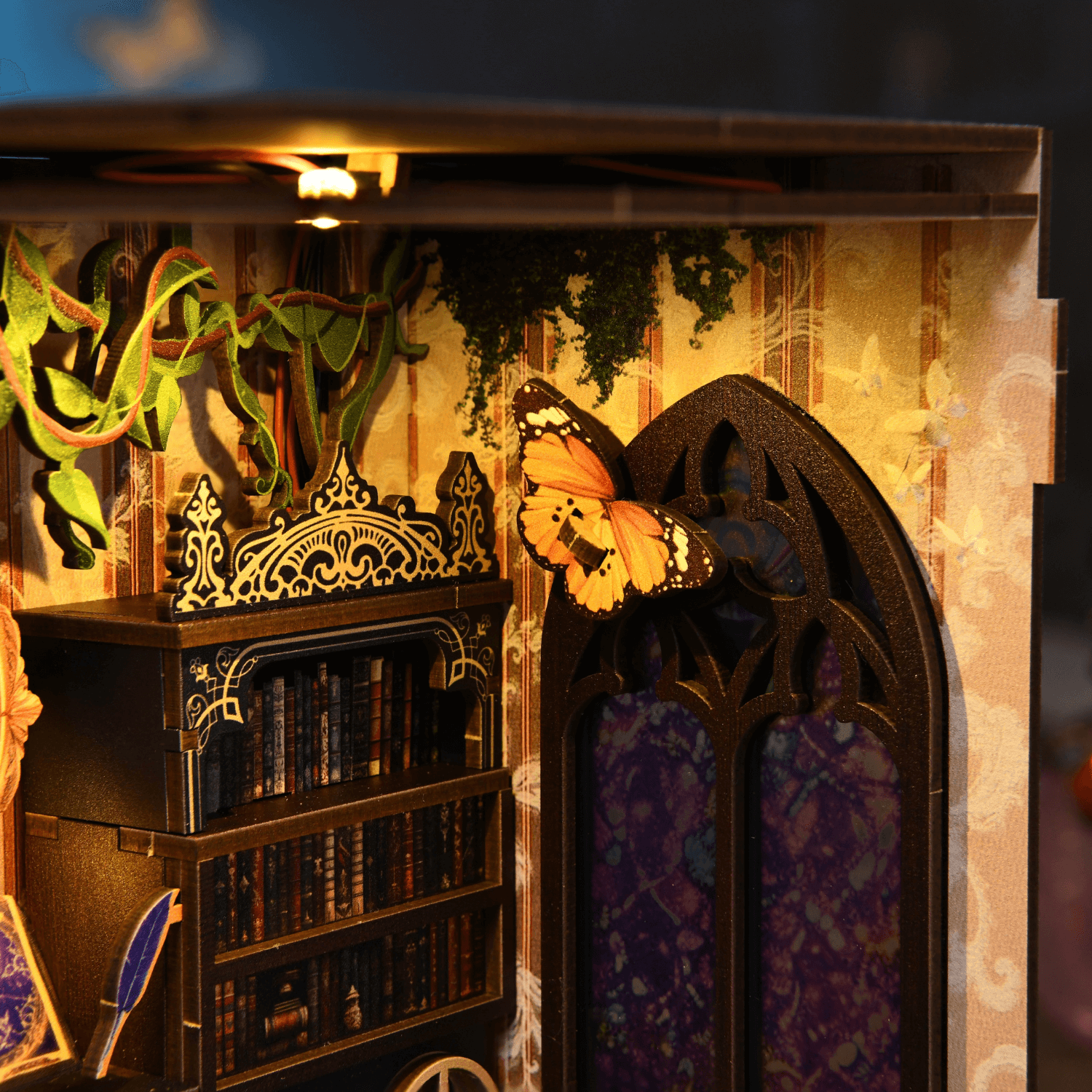 magicholz-book-nook-magic-book-of-spells-miniatur-mit-led image 5
