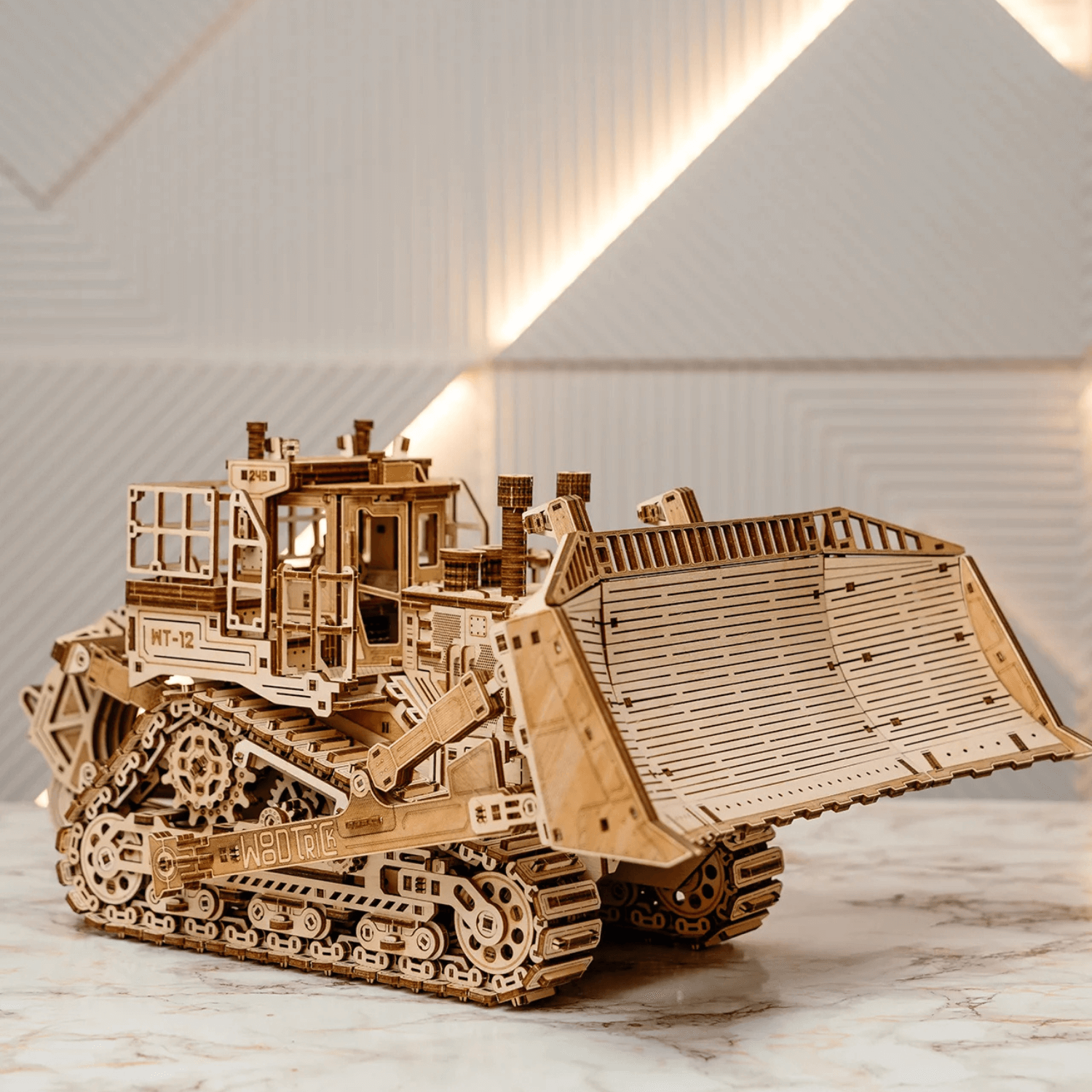 magicholz-terrain-titan-bulldozer-holzbausatz-1715-teile image 1