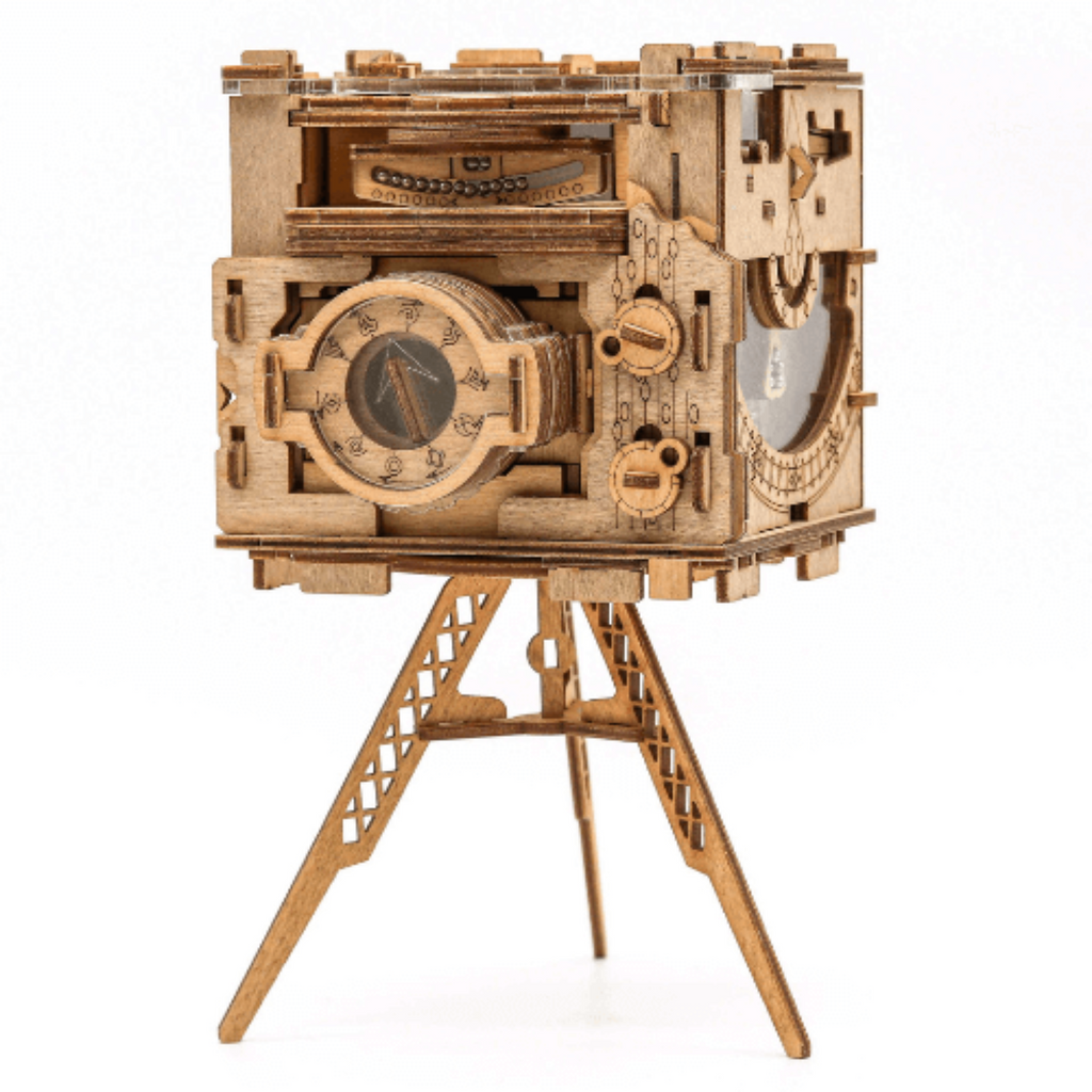 magicholz-r-tselbox-cluebox-sherlock-s-camera-escape-box-holz image 1