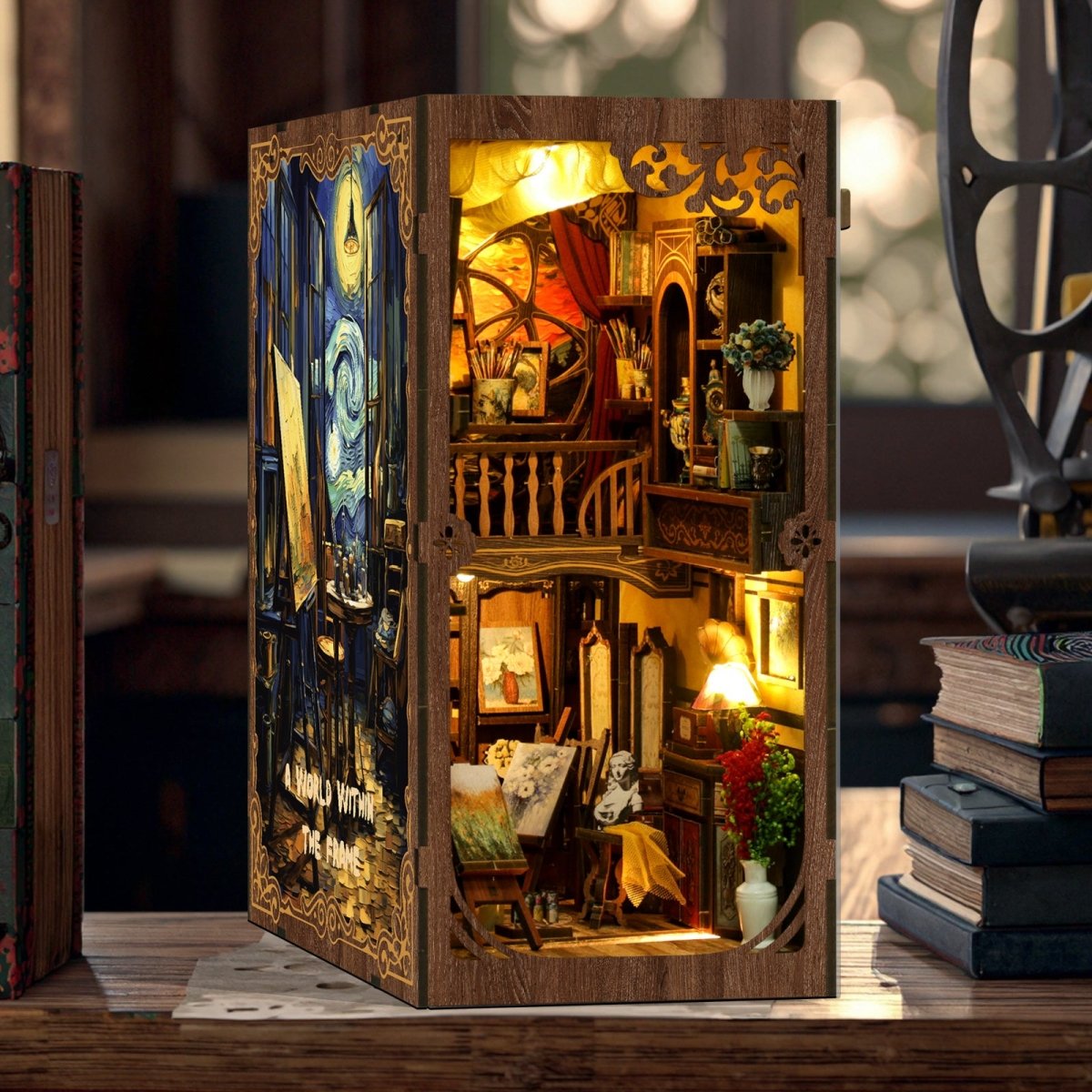 kaayee-book-nook-kit-painting-room-miniaturhaus-mit-licht image 2