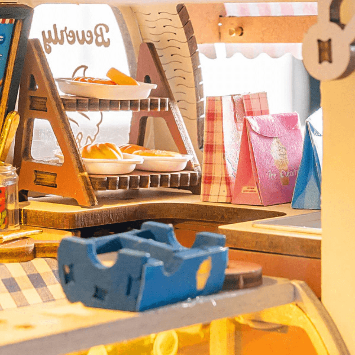 magicholz-beverly-s-ice-cream-truck-miniaturhaus-eiswagen image 4
