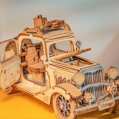 magicholz-mechanischer-bausatz-vintage-auto-mit-gitarre-holzmodell image 5
