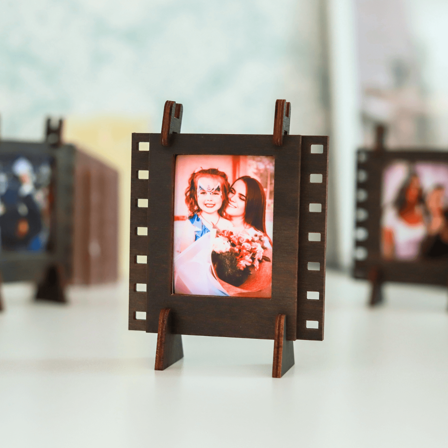 magicholz-zubeh-r-fotorahmen-instax-mini-dunkles-holz-3er-set image 5