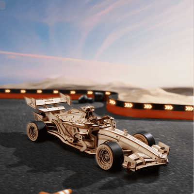 magicholz-rennwagen-mechanischer-bausatz-holz-246-teile image 4