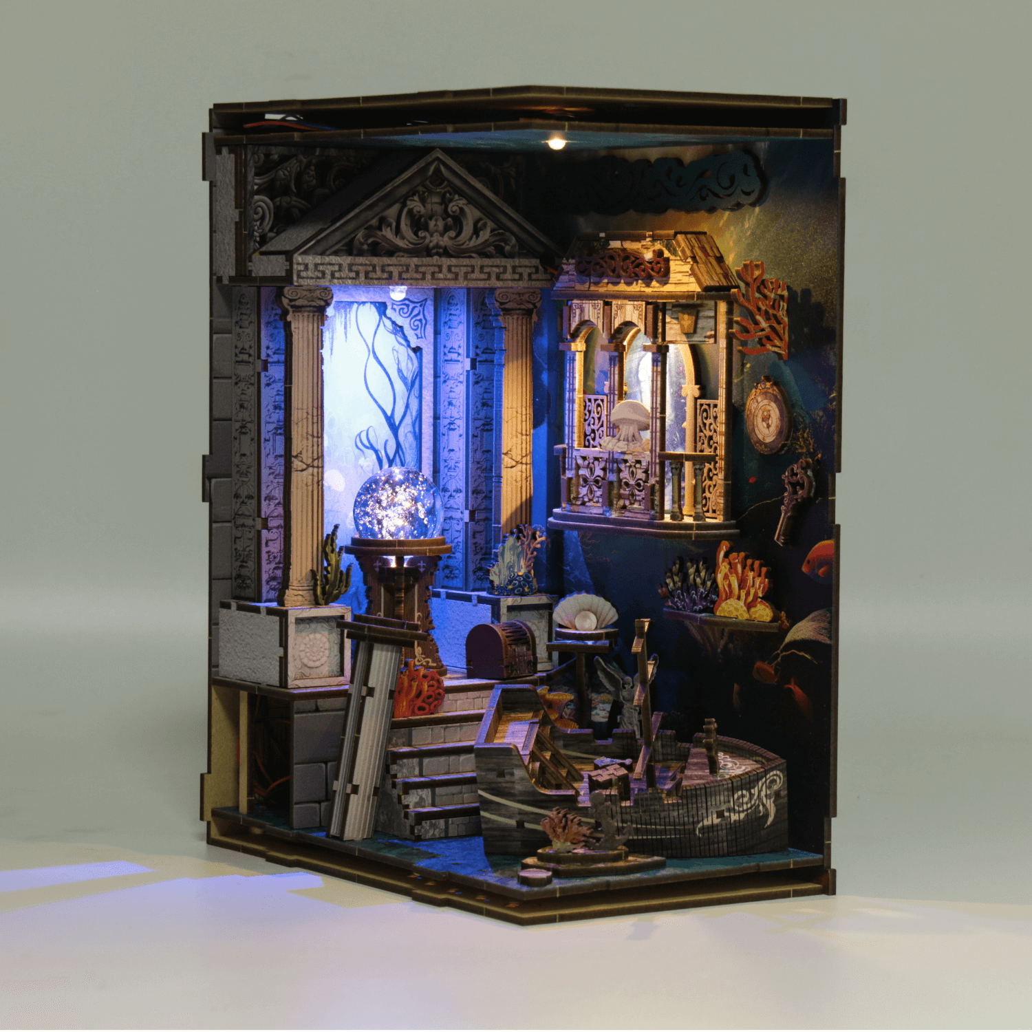 magicholz-deep-sea-treasures-book-nook-bausatz-mit-licht image 4