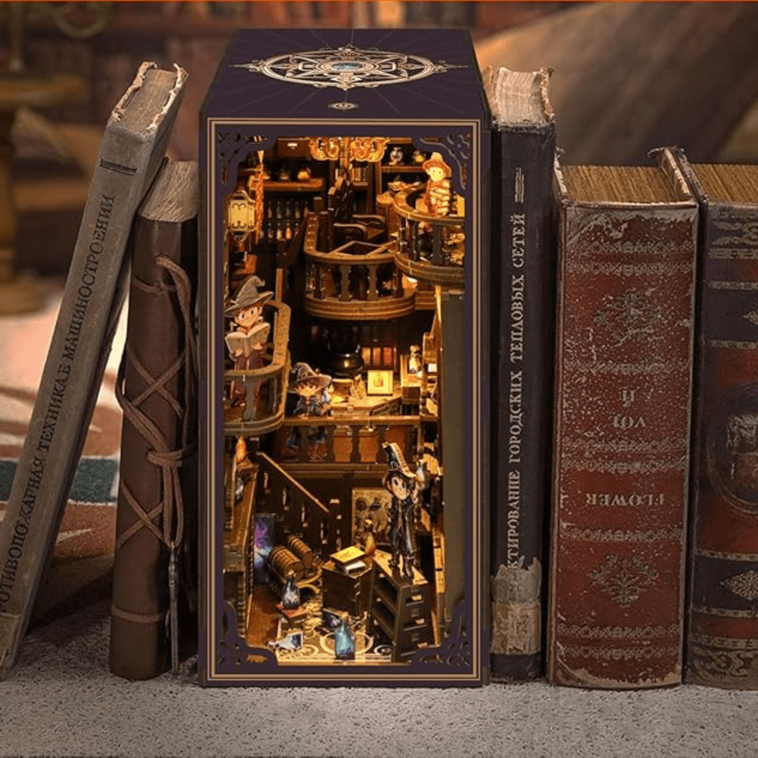 magicholz-alchemy-master-book-nook-diorama-magisches-labor image 2