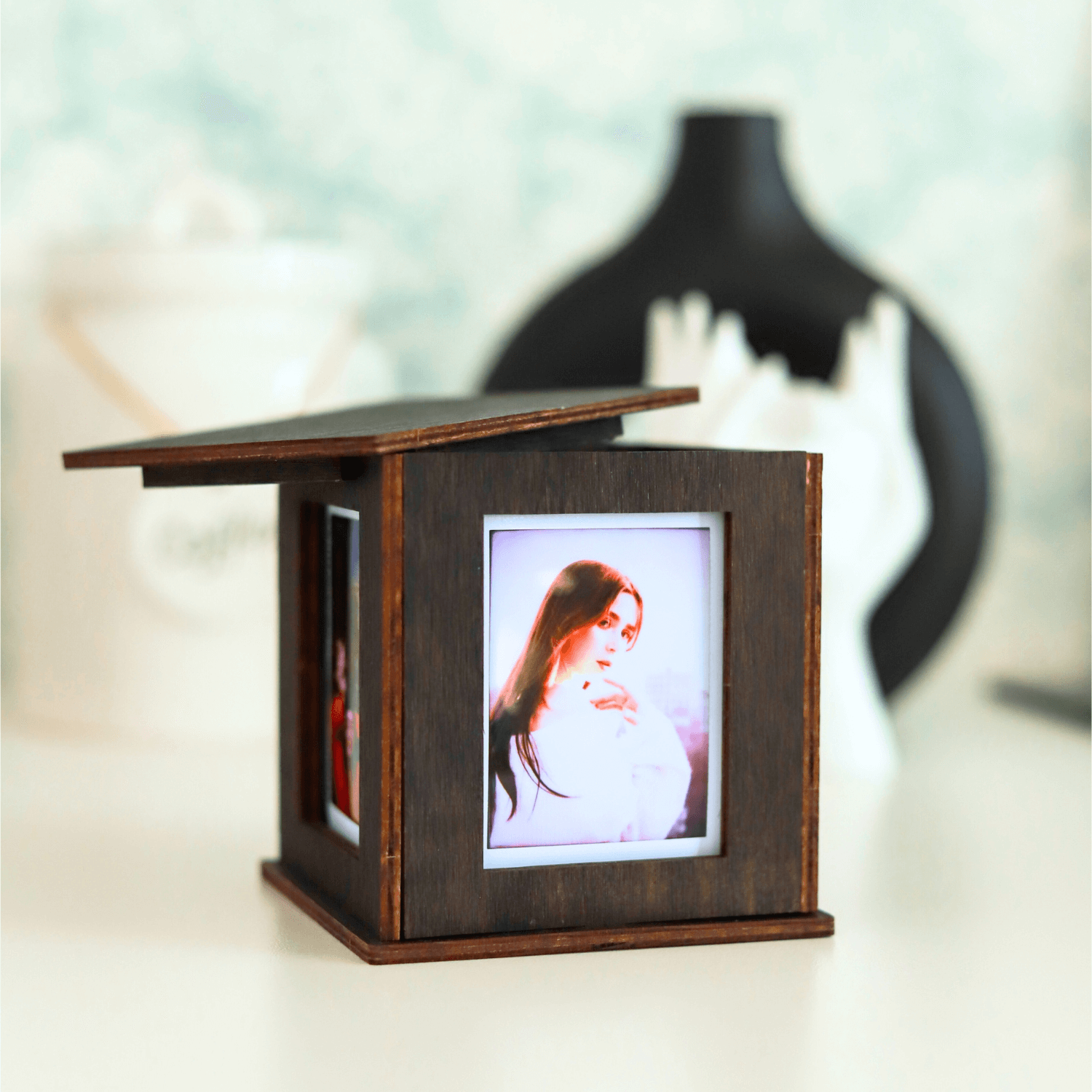 magicholz-foto-box-instax-mini-holzbox-f-r-100-bilder image 1