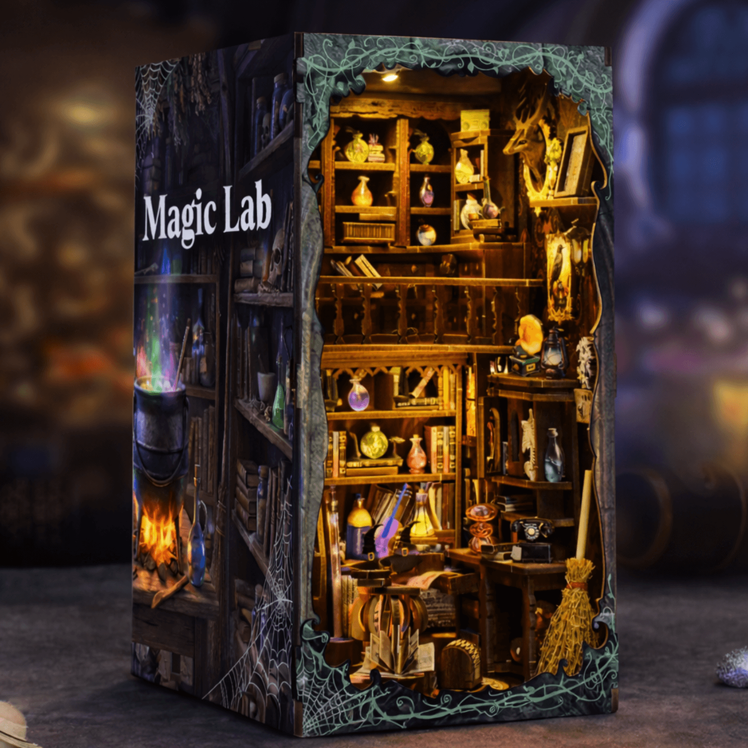 magicholz-magic-lab-book-nook-diorama-zauber-labor-mit-licht image 1