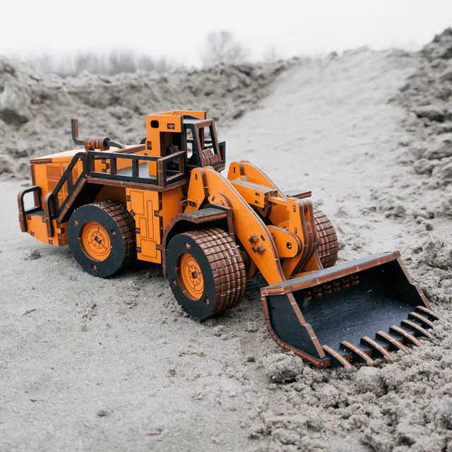 magicholz-schaufellader-baumaschinen-holzbausatz-230-teile image 1