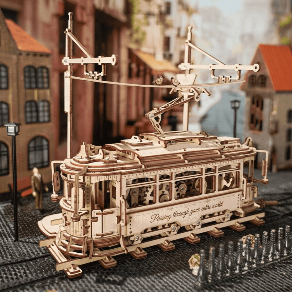 magicholz-classic-city-tramcar-stra-enbahn-holzmodell-374-teile image 1
