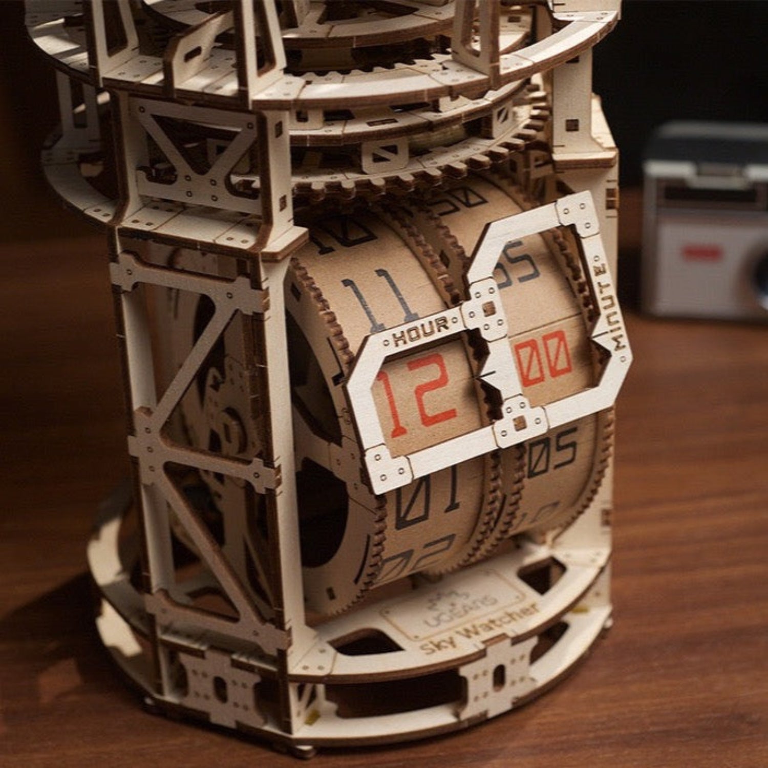 magicholz-mechanischer-bausatz-tourbillon-tischuhr-sternengucker image 3